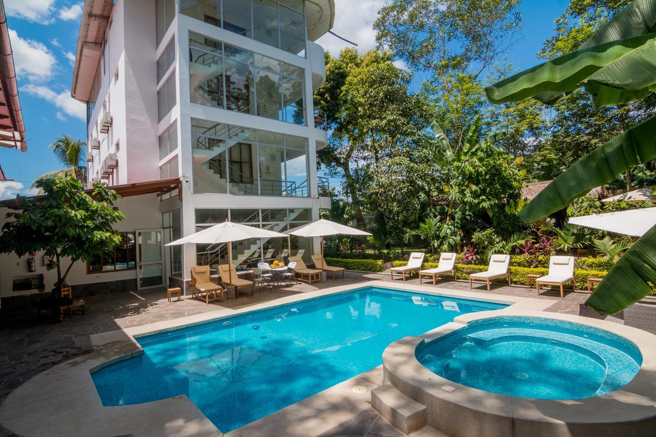 La Floresta Tarapoto Hostal Екстериор снимка