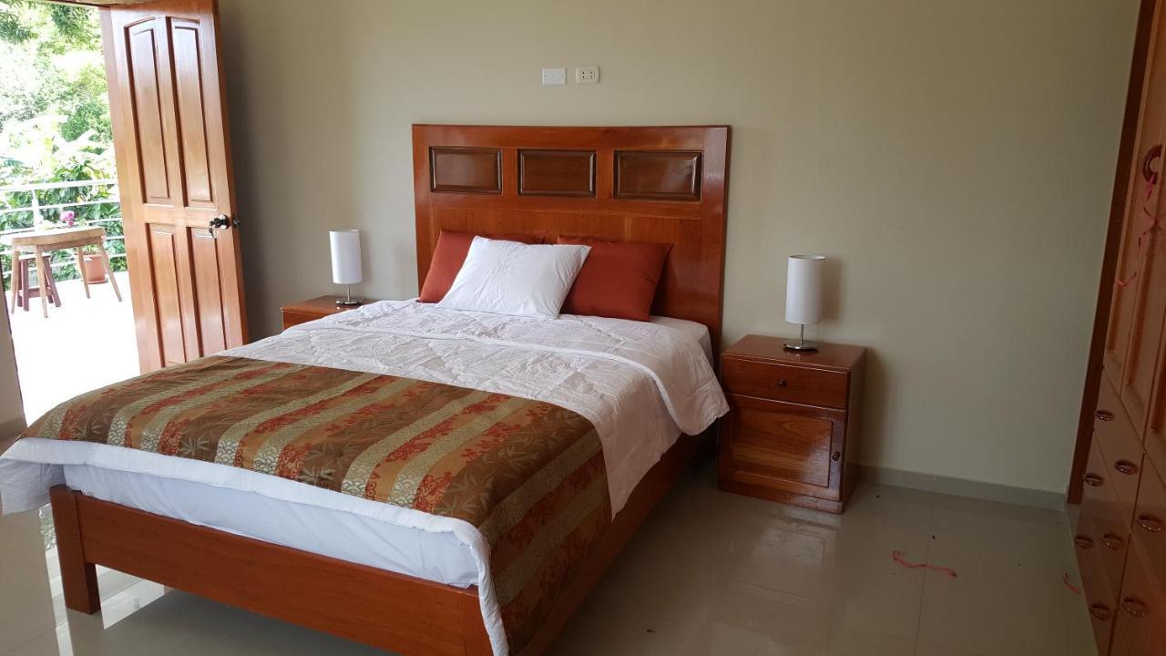 La Floresta Tarapoto Hostal Екстериор снимка
